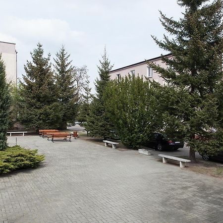 Dom Studenta Nr 1 Ans W Koninie Hostel Konin  Kültér fotó