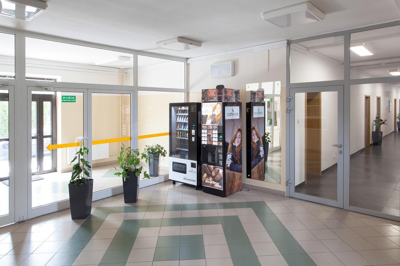 Dom Studenta Nr 1 Ans W Koninie Hostel Konin  Kültér fotó
